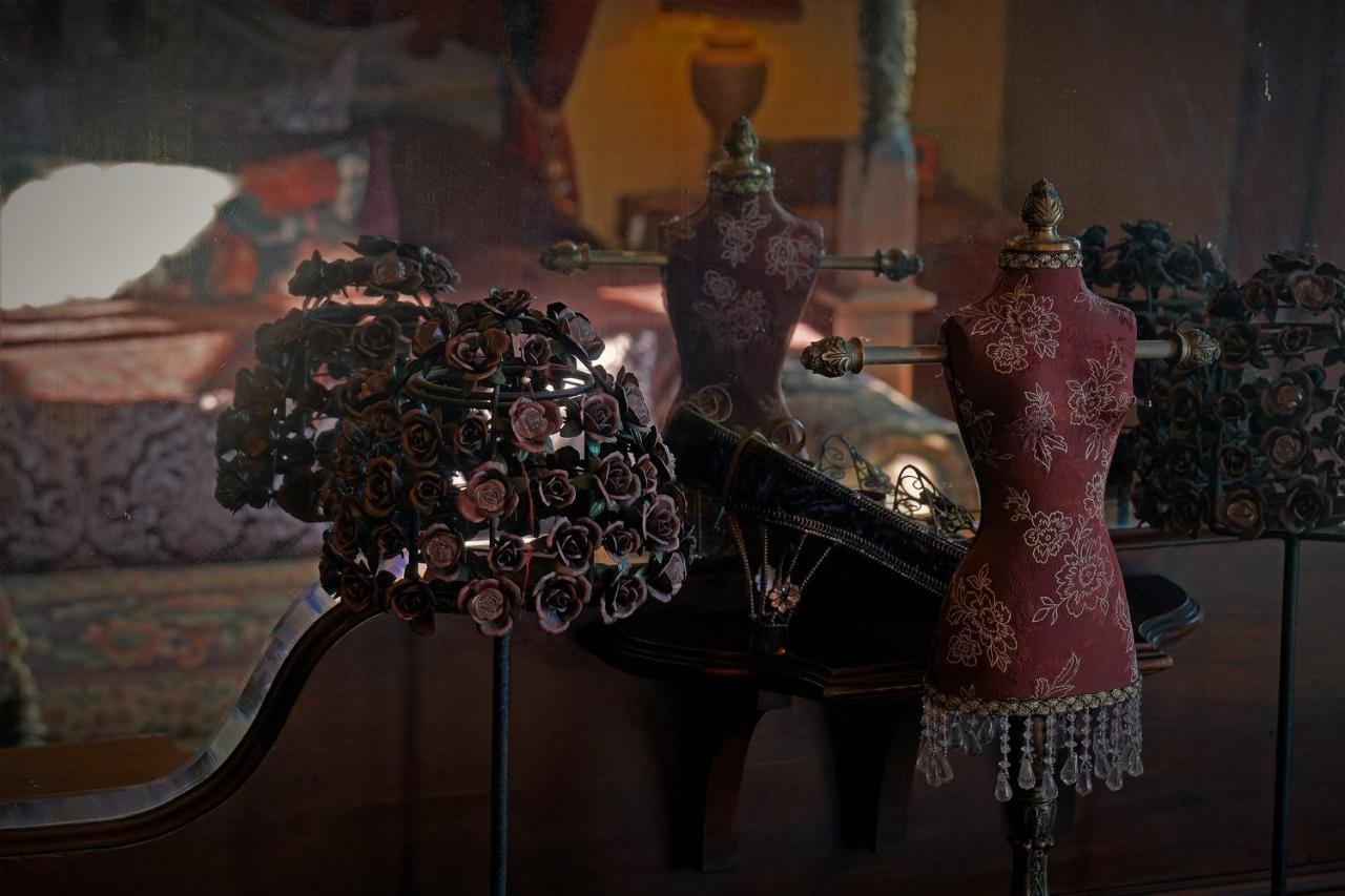 ホテル Bygracealone Manor Outeniekwa エクステリア 写真