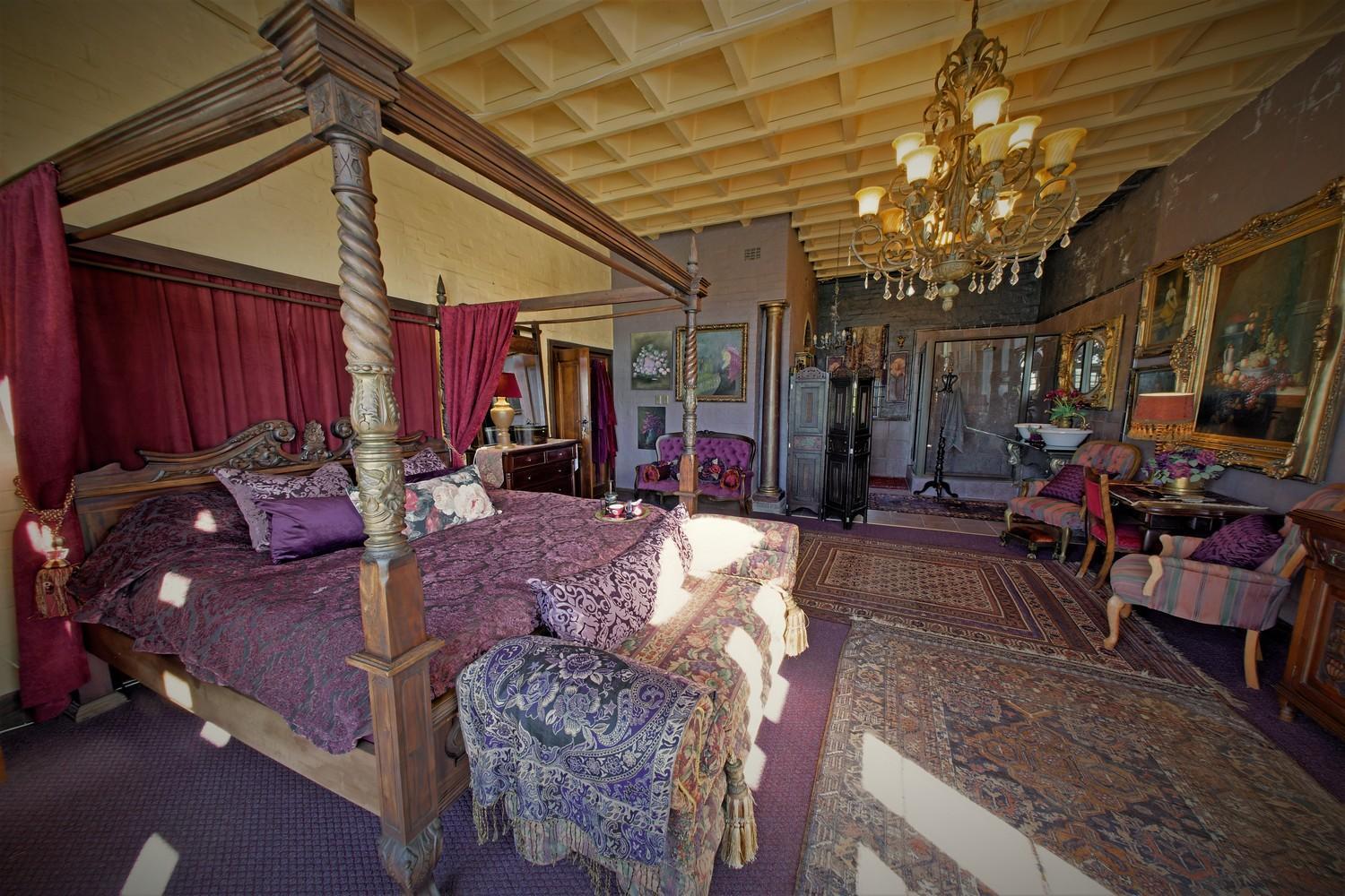 ホテル Bygracealone Manor Outeniekwa エクステリア 写真